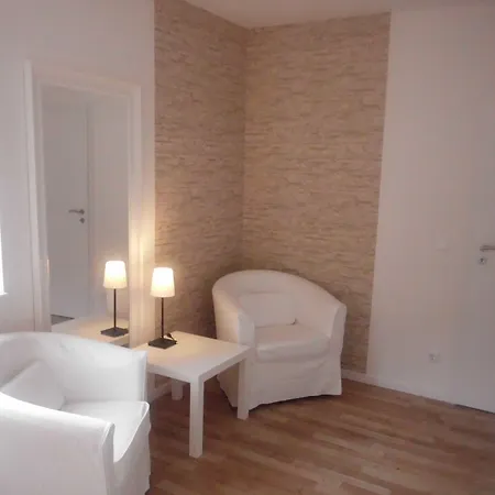 Regina Konukevi 4*