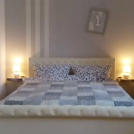 Regina ゲストハウス